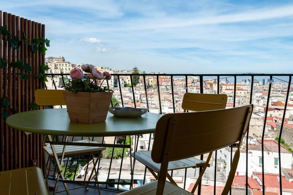 נאפולי Olivella21 Luxury Apartment Montesanto מראה חיצוני תמונה