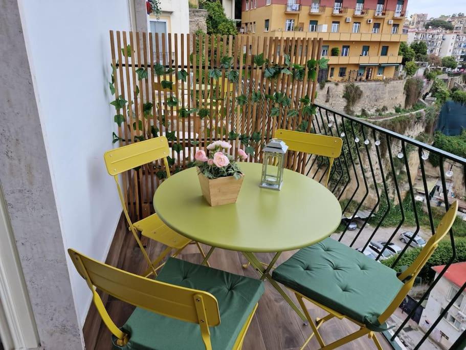 נאפולי Olivella21 Luxury Apartment Montesanto מראה חיצוני תמונה