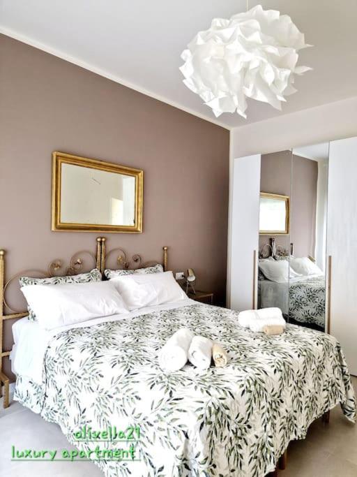 נאפולי Olivella21 Luxury Apartment Montesanto מראה חיצוני תמונה