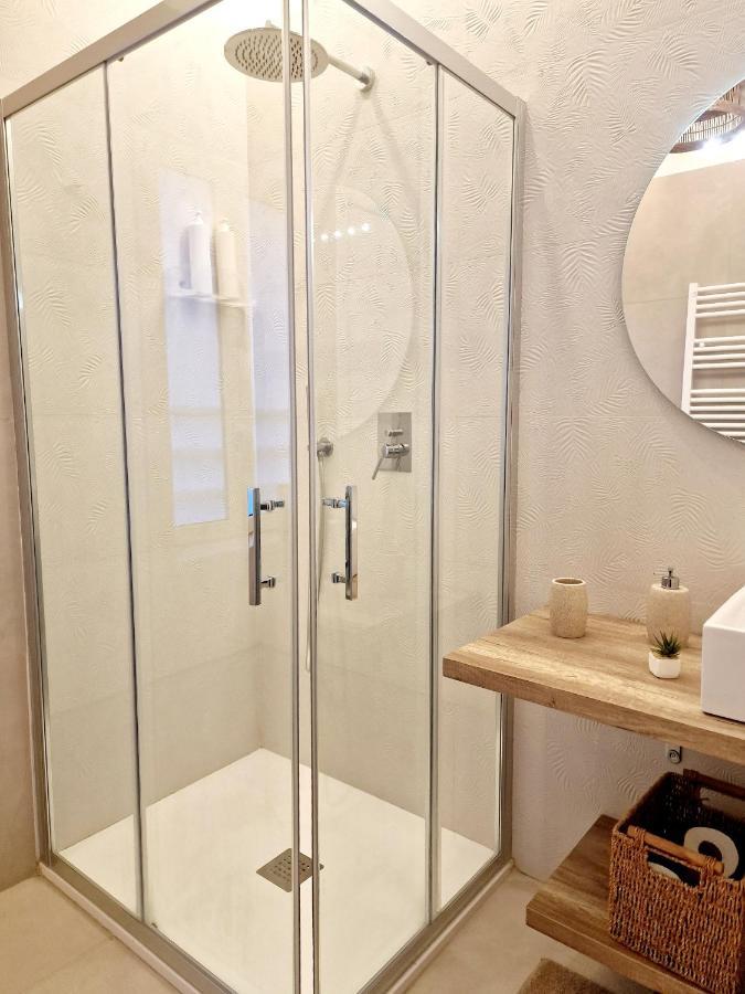 נאפולי Olivella21 Luxury Apartment Montesanto מראה חיצוני תמונה